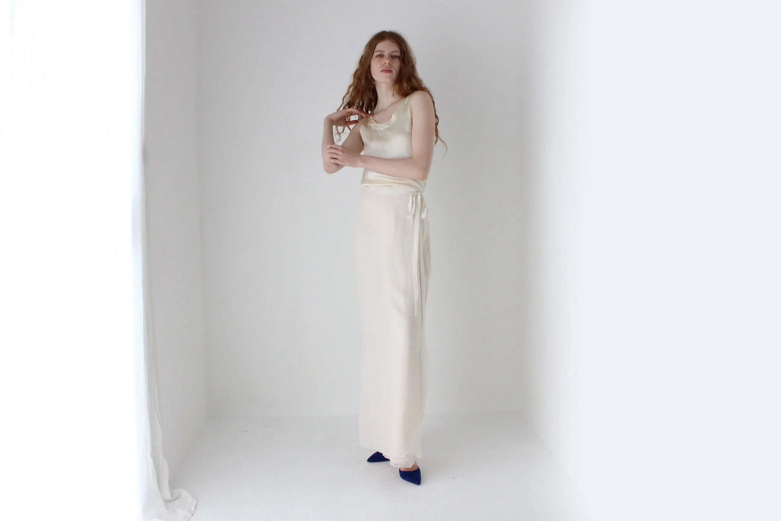 90s Pure Silk Sleeveless Tank Top in Ivory Satin