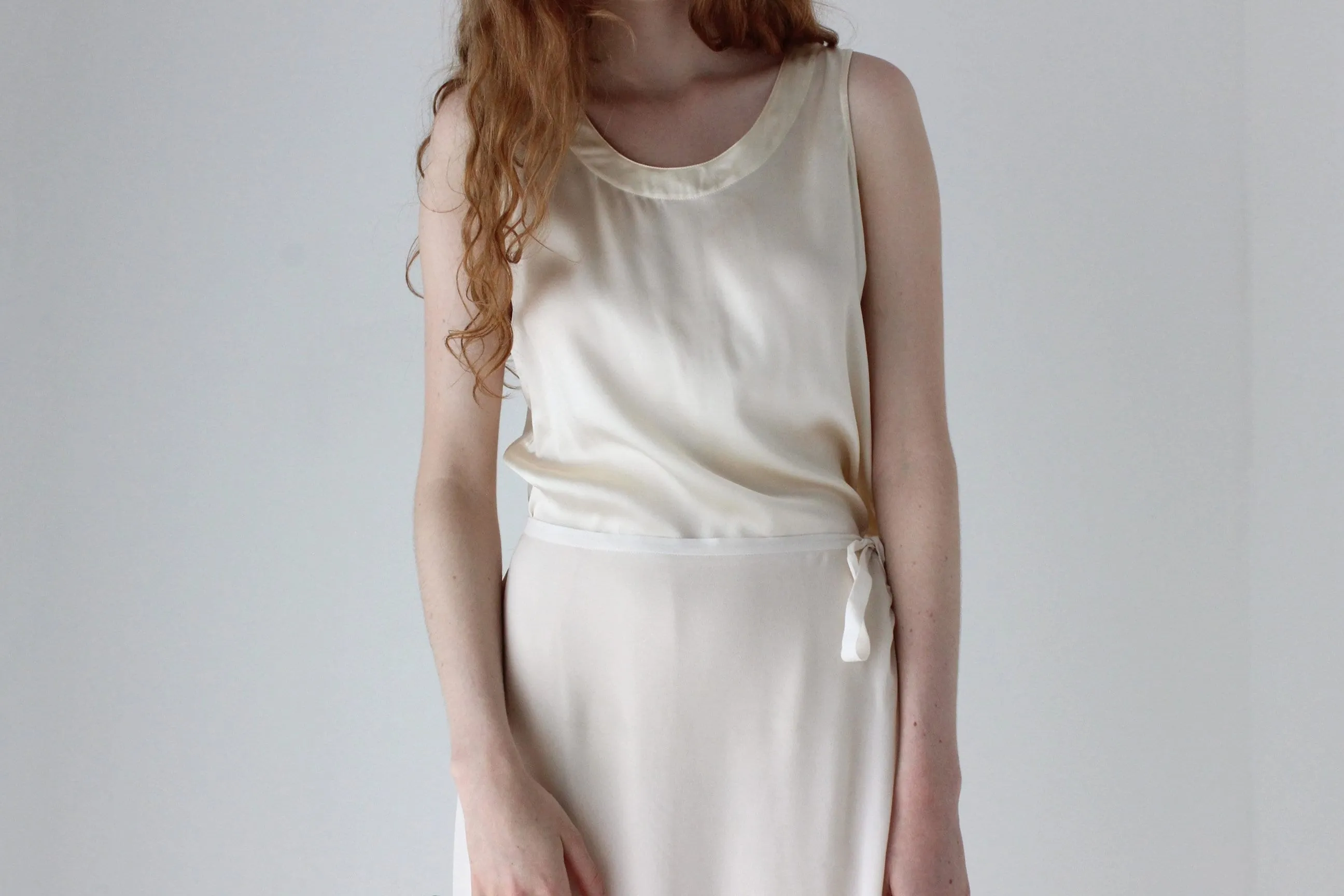 90s Pure Silk Sleeveless Tank Top in Ivory Satin