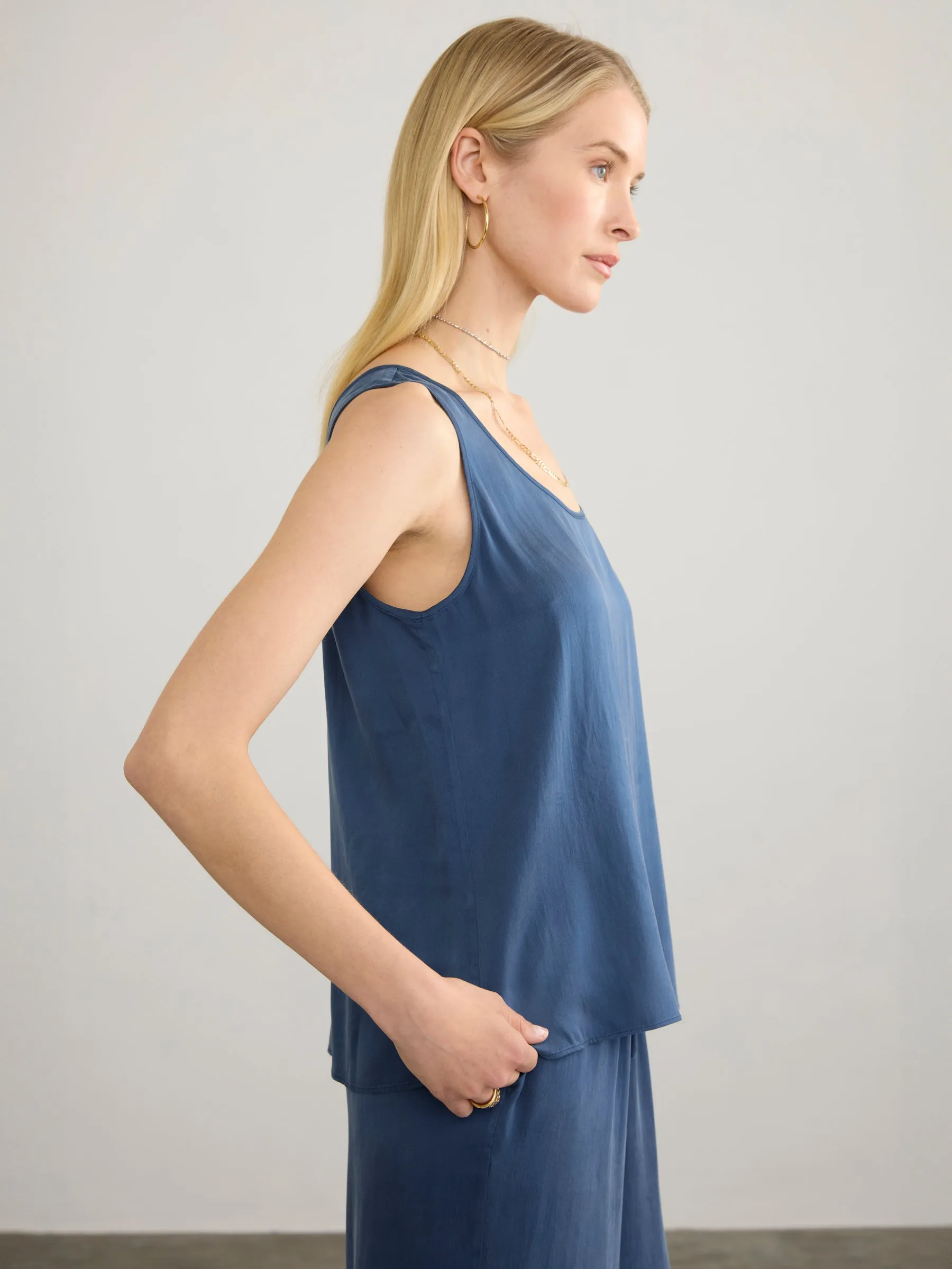 SILK TANK