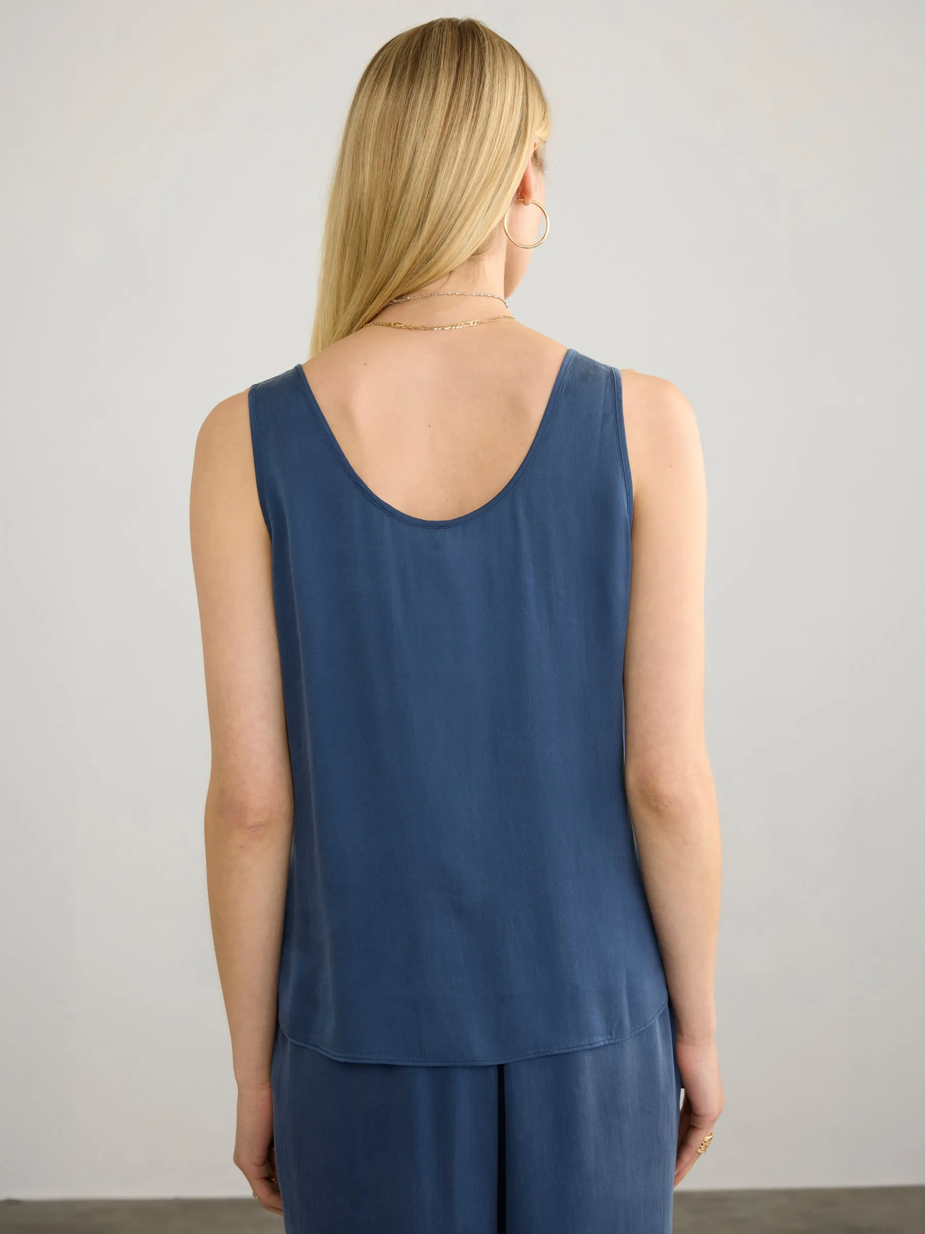 SILK TANK